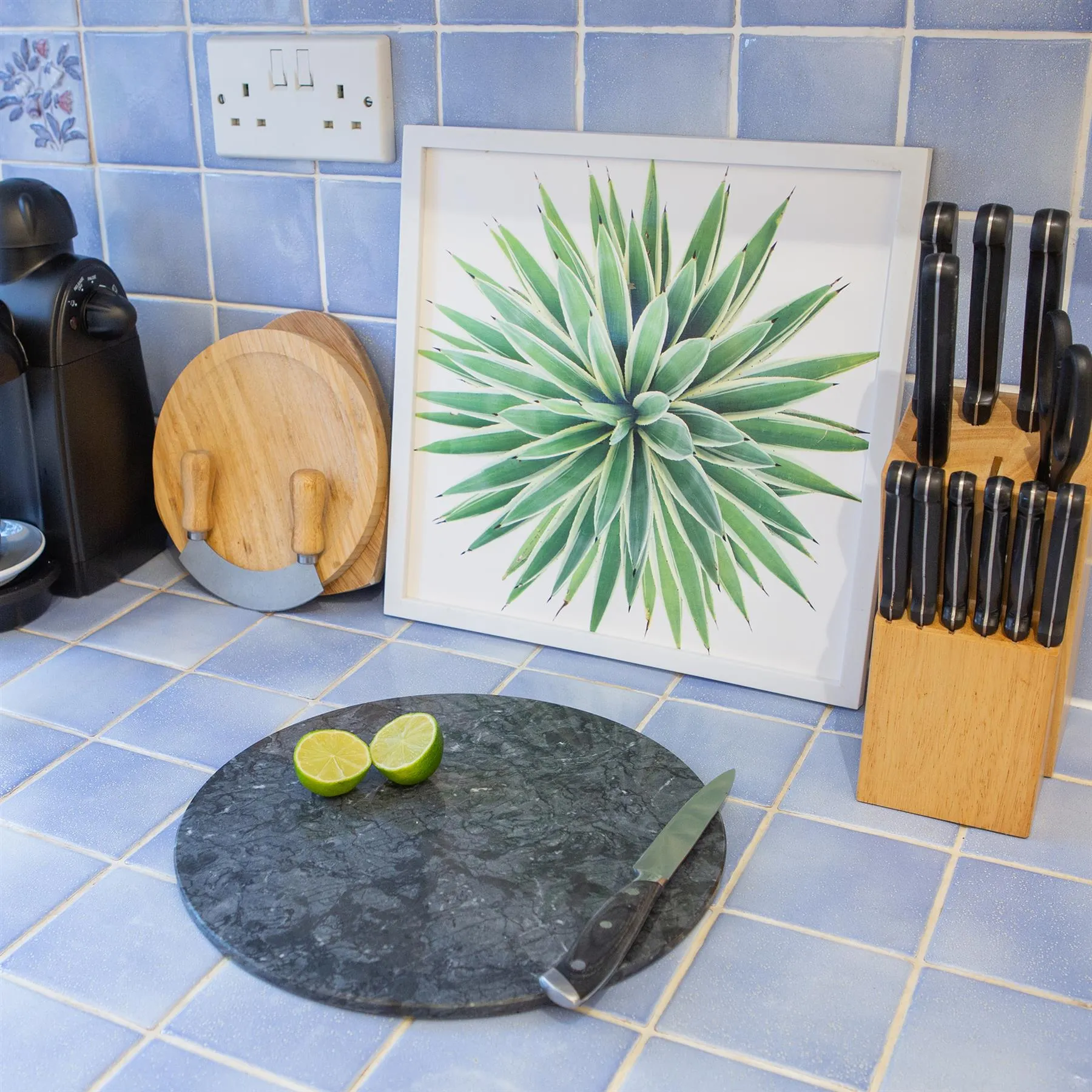 30cm Marble Round Chopping Board - By Argon Tableware