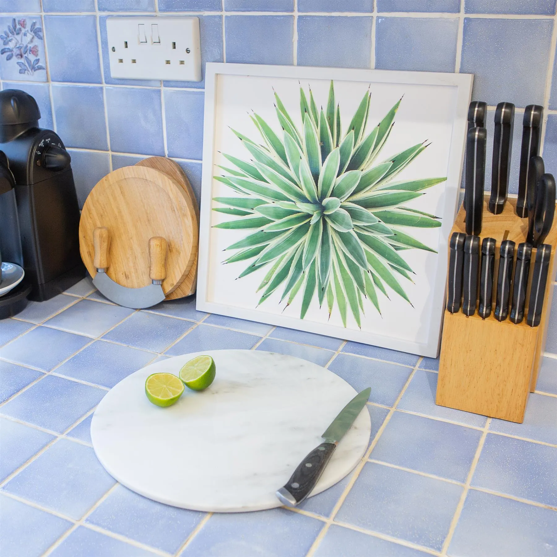 30cm Marble Round Chopping Board - By Argon Tableware