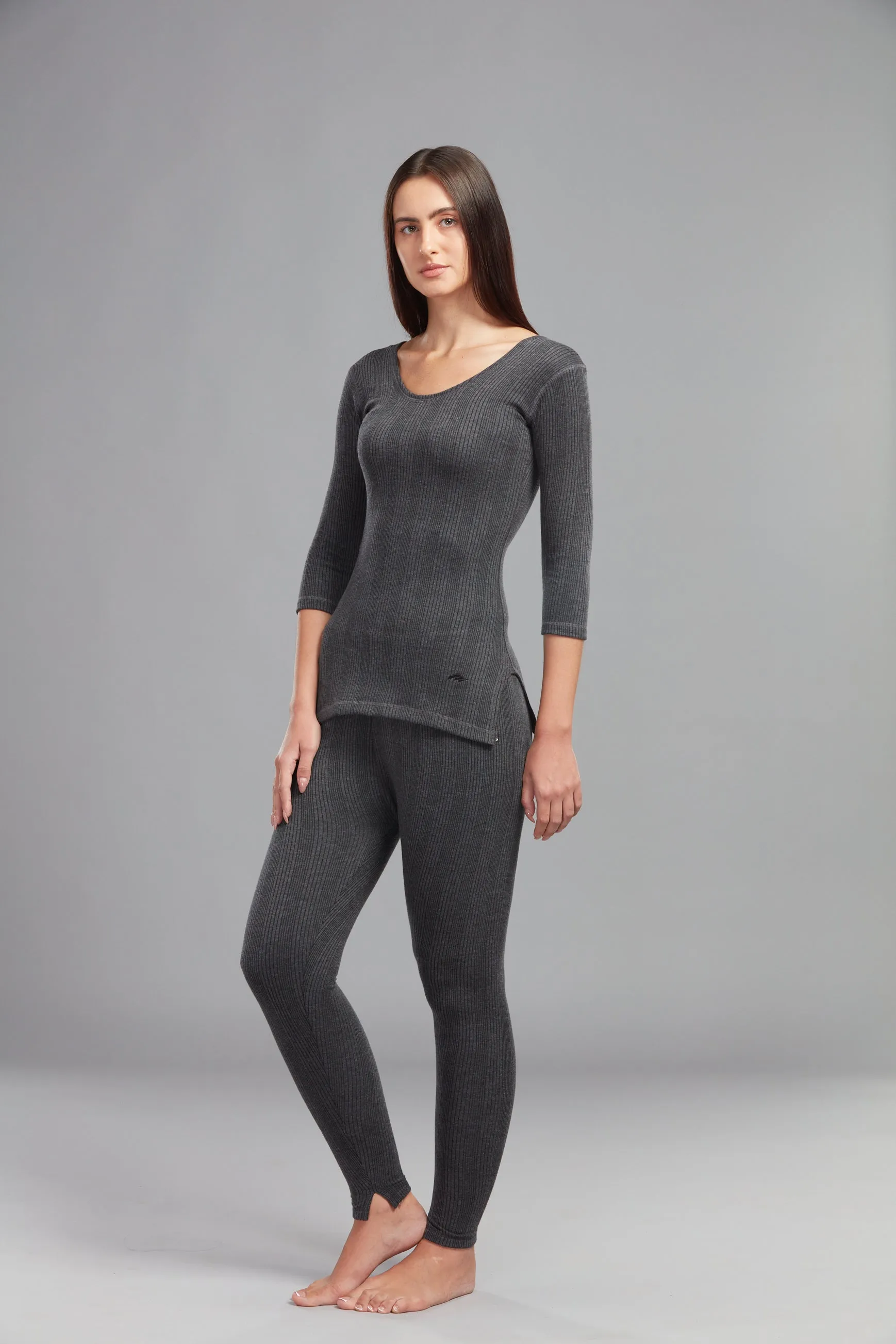 HINT WOMEN'S THERMAL FLARE BIG TOP 3/4TH CHARCOAL