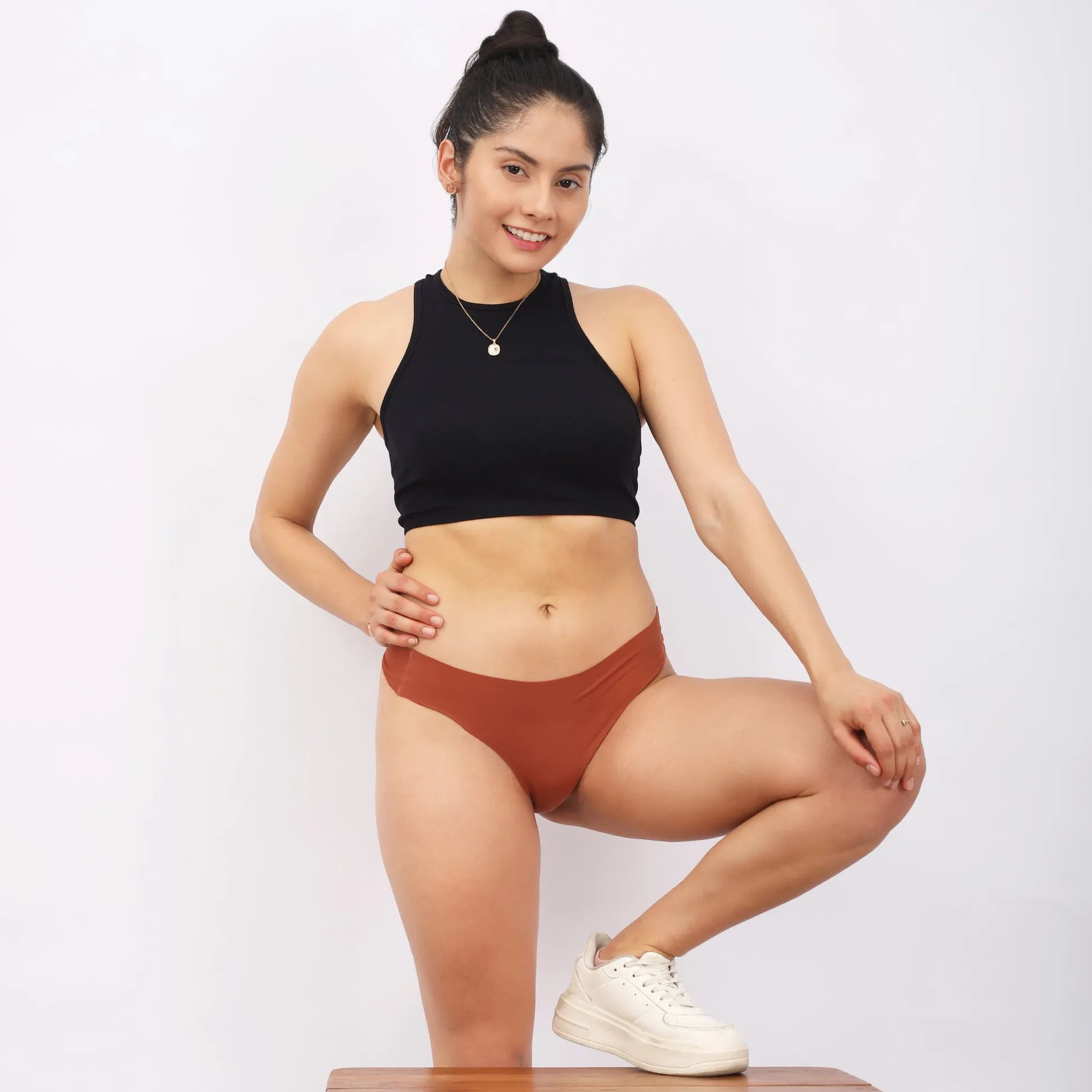 Seamless Thong Tan