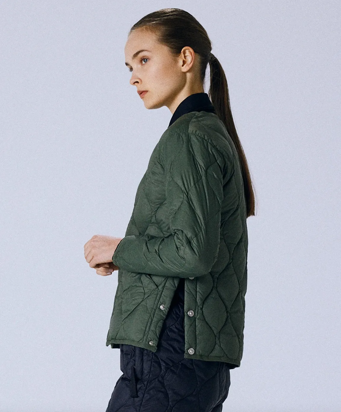 Taion, Military Crew Neck Down Jacket | Black