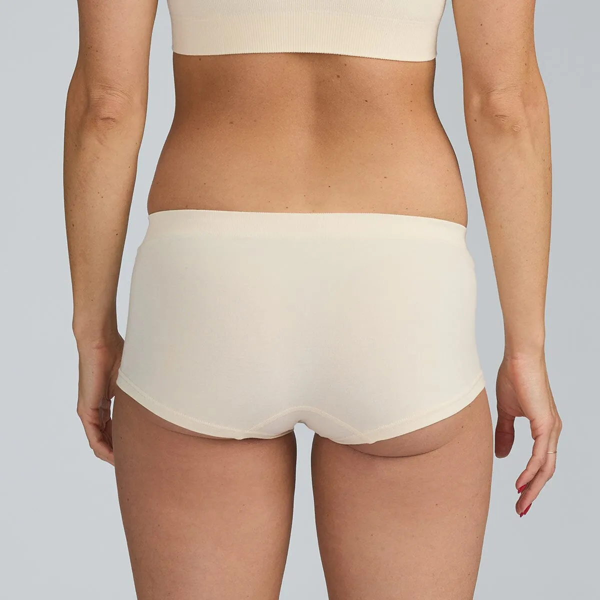 Women's SmoothFit Boyleg - Chic Champagne